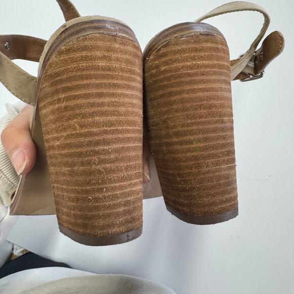 Steve Madden Heels Womens‎ 7 Tan Alva Stacked Block Heel Open Toe Suede Leather - Picture 7 of 12